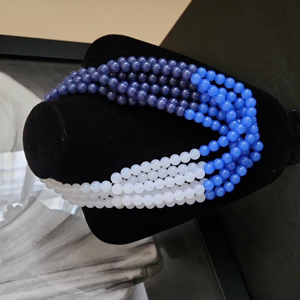 MULTI STRAND NECKLACE TRI COLOR BLUE BEADS